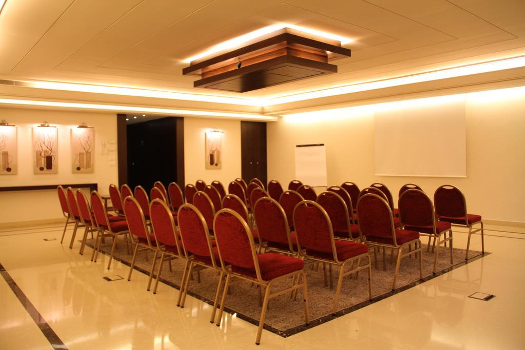Markazia Suites Beirut Luaran gambar