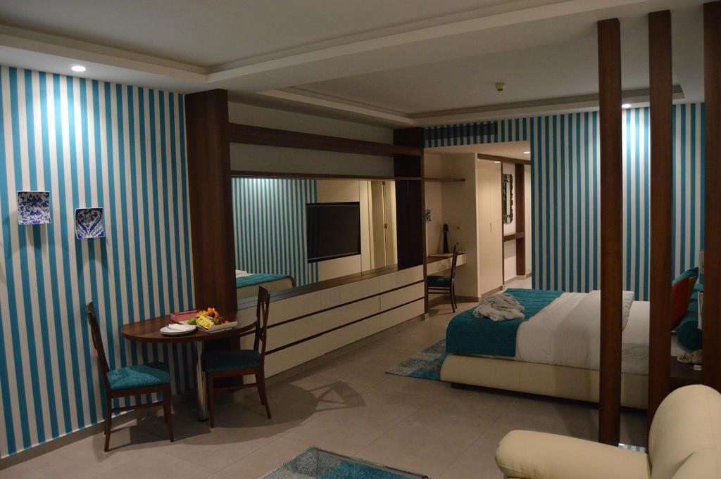 Markazia Suites Beirut Luaran gambar