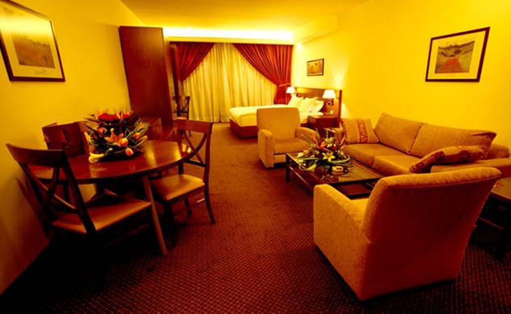 Markazia Suites Beirut Luaran gambar