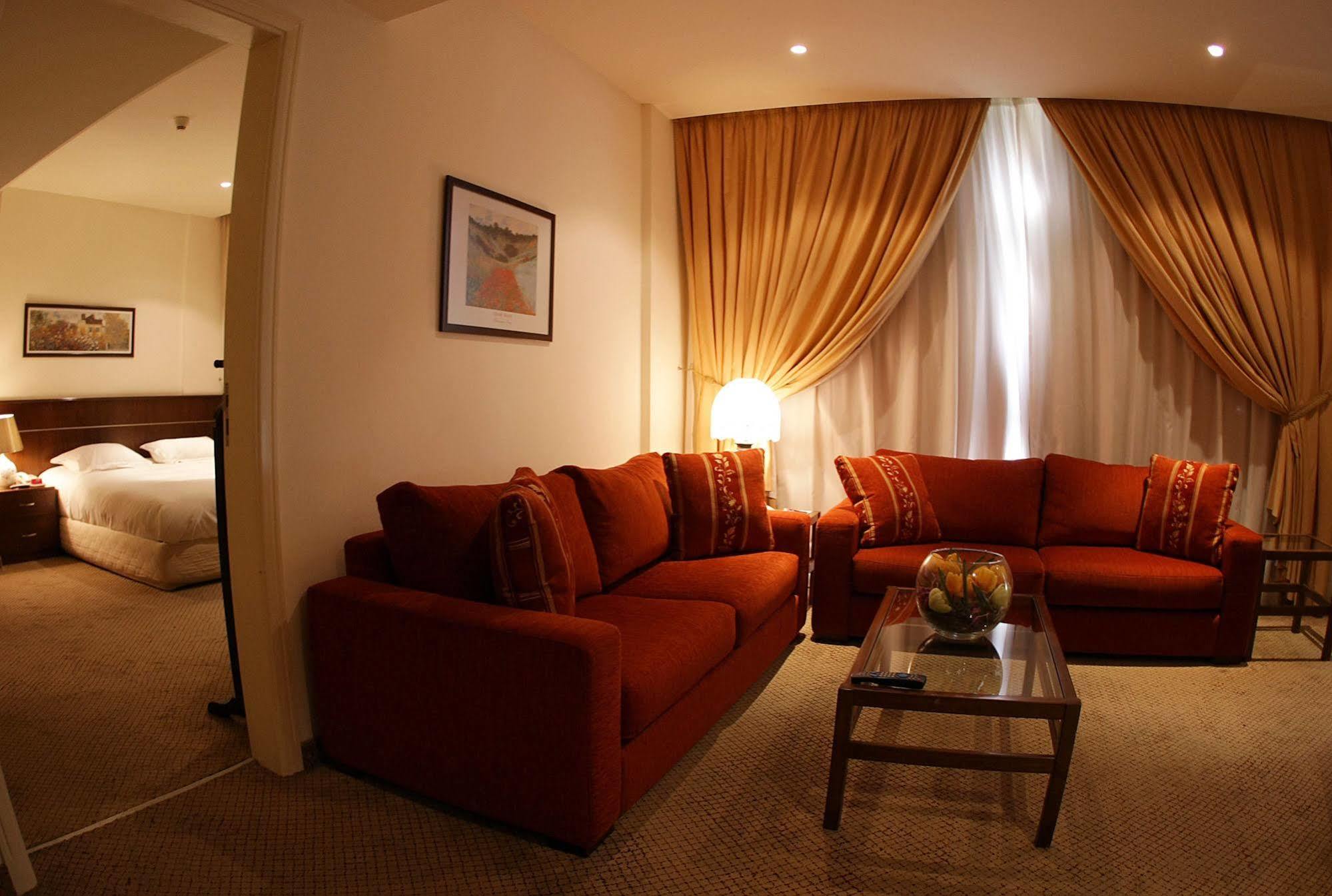 Markazia Suites Beirut Luaran gambar