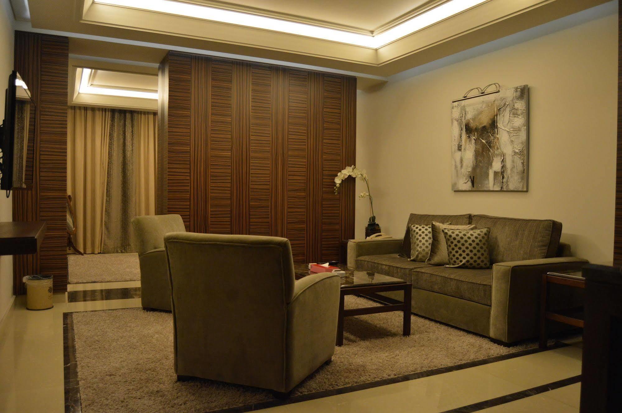 Markazia Suites Beirut Luaran gambar