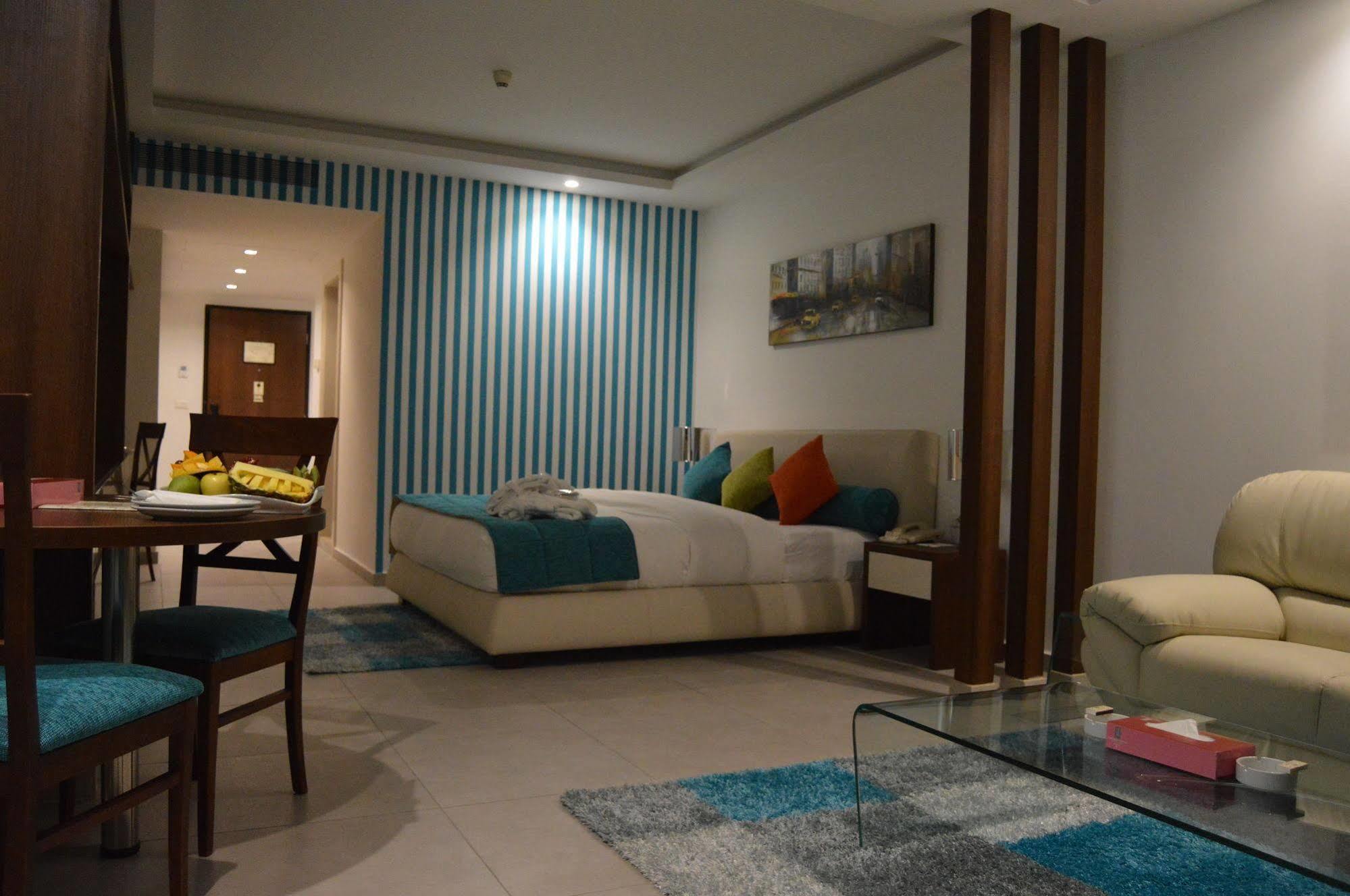 Markazia Suites Beirut Luaran gambar